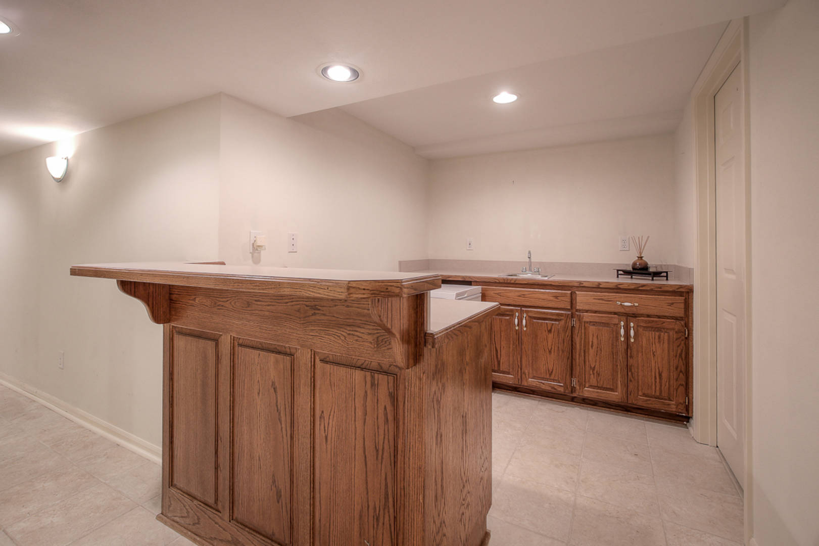 12020 Cherokee Lane Leawood, KS 66209