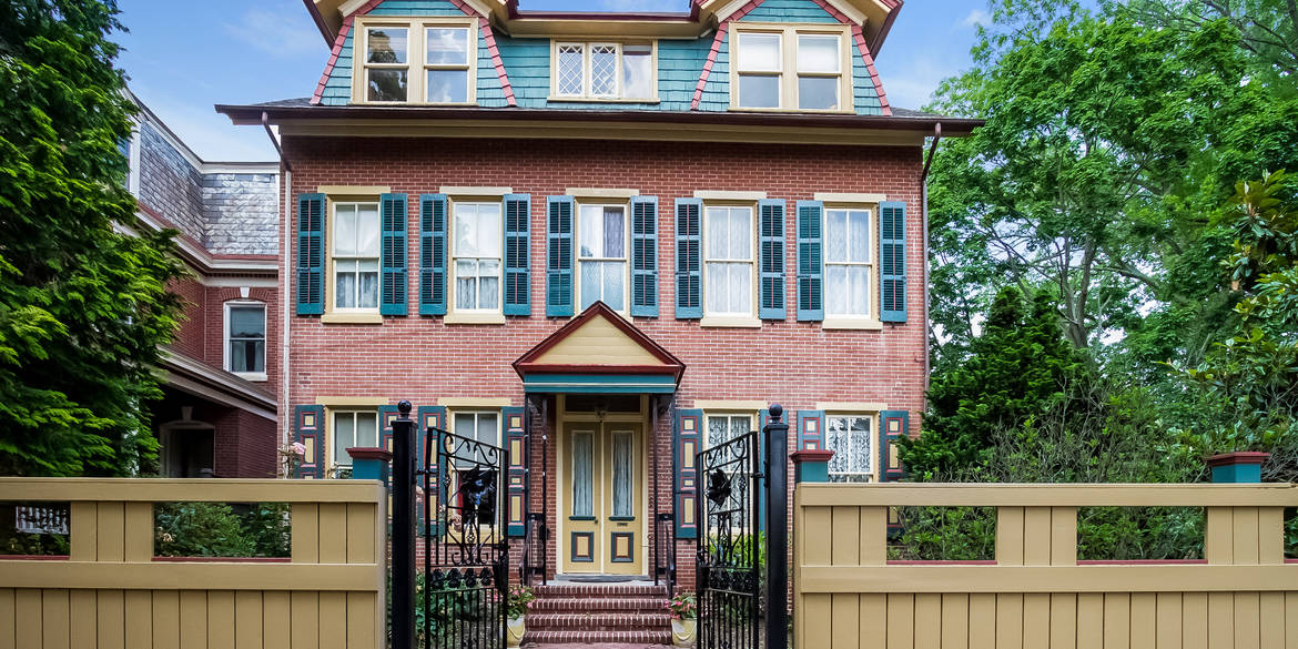 Brivity 327 S. Walnut Street West Chester, PA 19382