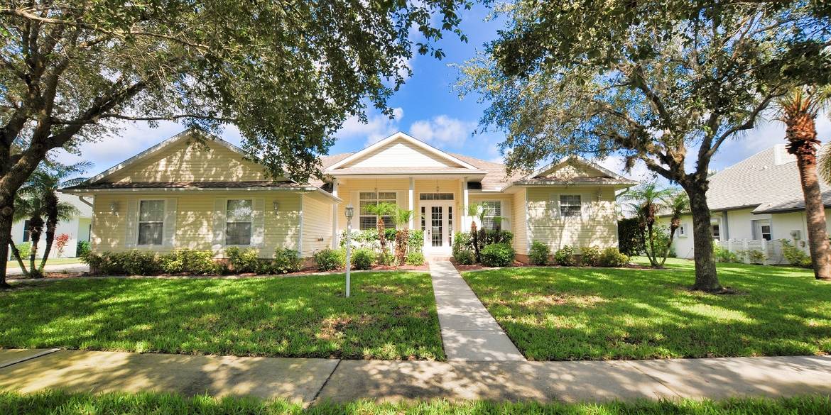 Brivity 1059 Harbour Drake Drive Punta Gorda, FL 33983