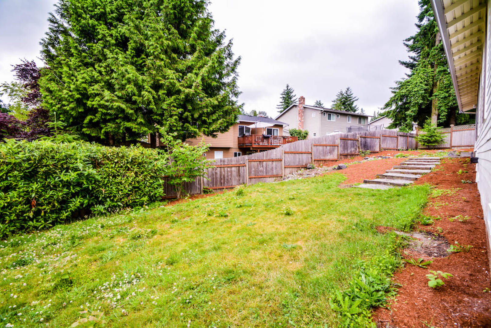 12612 NE 113th Ct Kirkland,  98033-4109