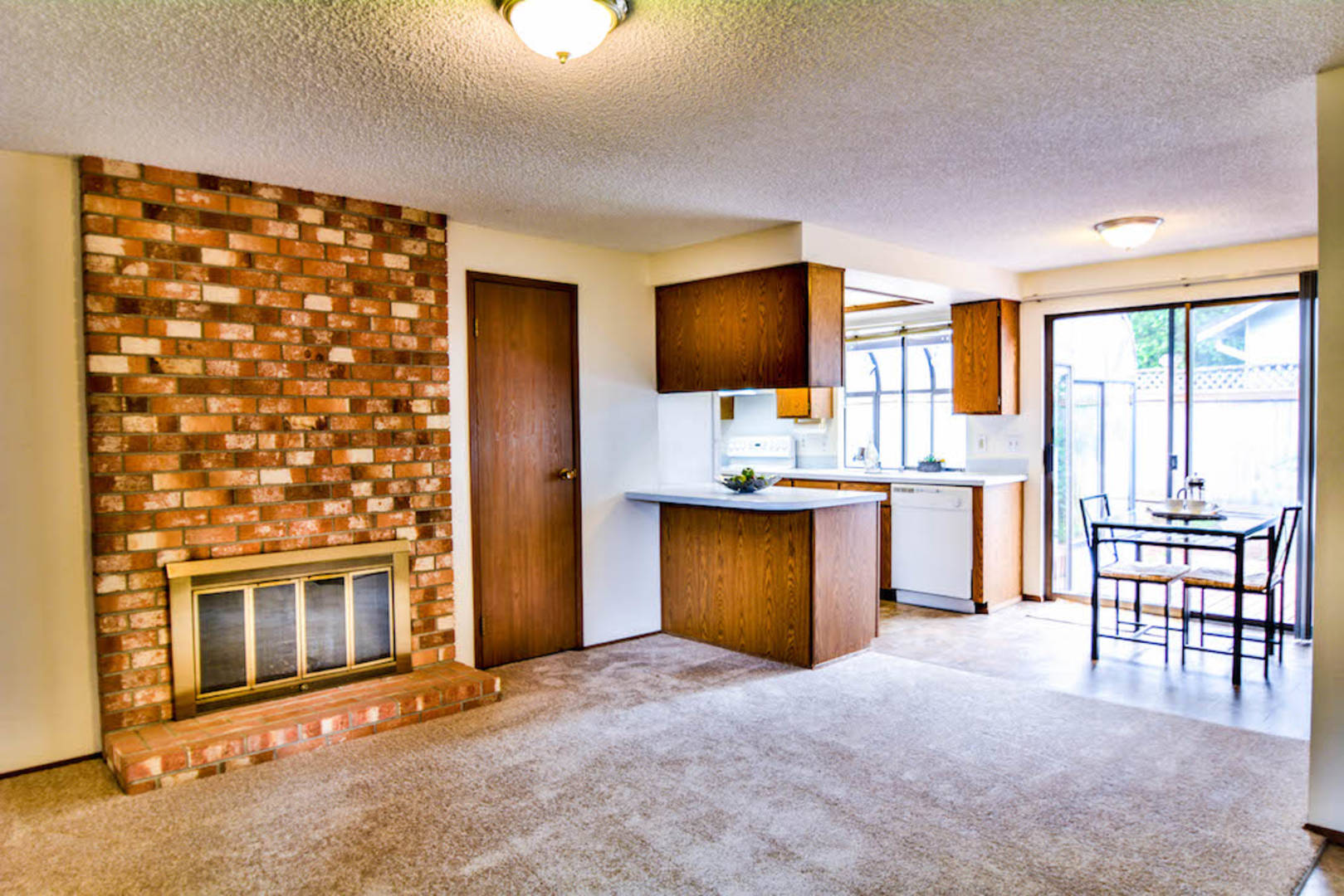 12612 NE 113th Ct Kirkland,  98033-4109