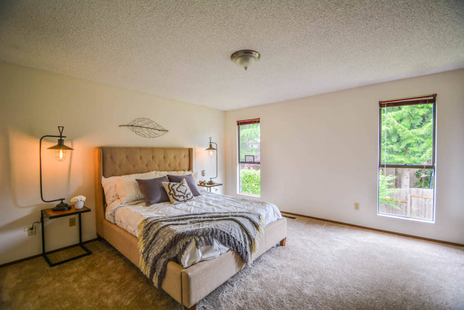 12612 NE 113th Ct Kirkland,  98033-4109