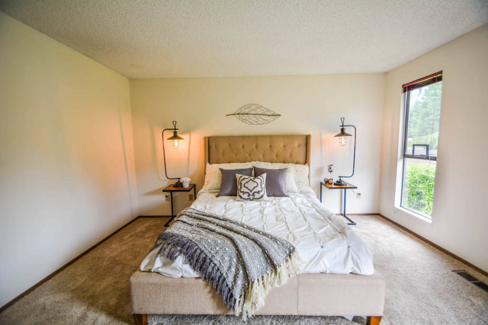 12612 NE 113th Ct Kirkland,  98033-4109