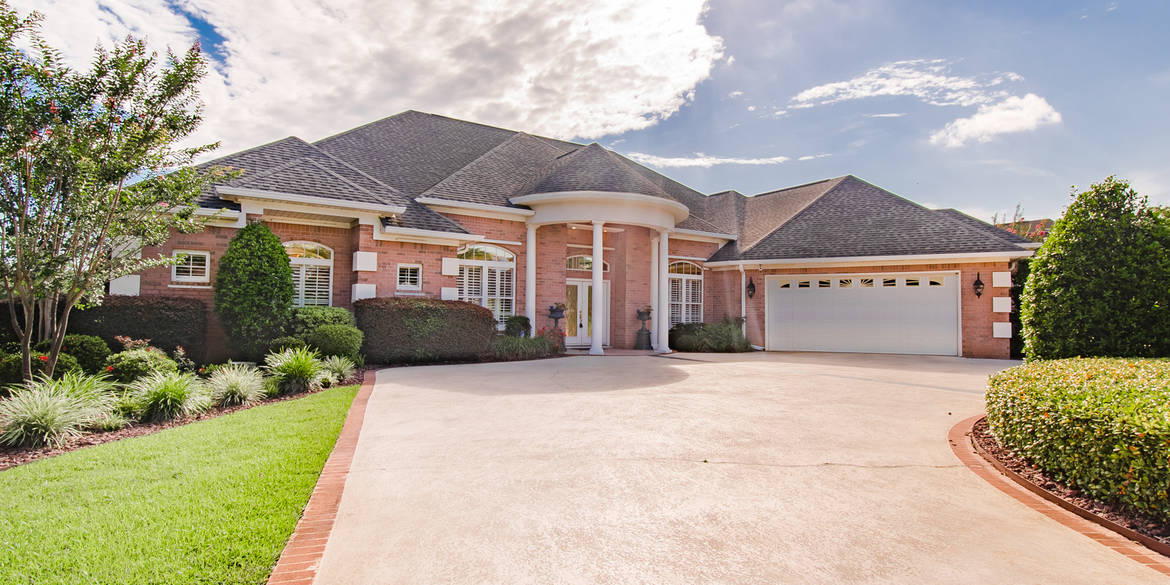 Brivity 23300 Carnoustie Drive Foley, AL 36535