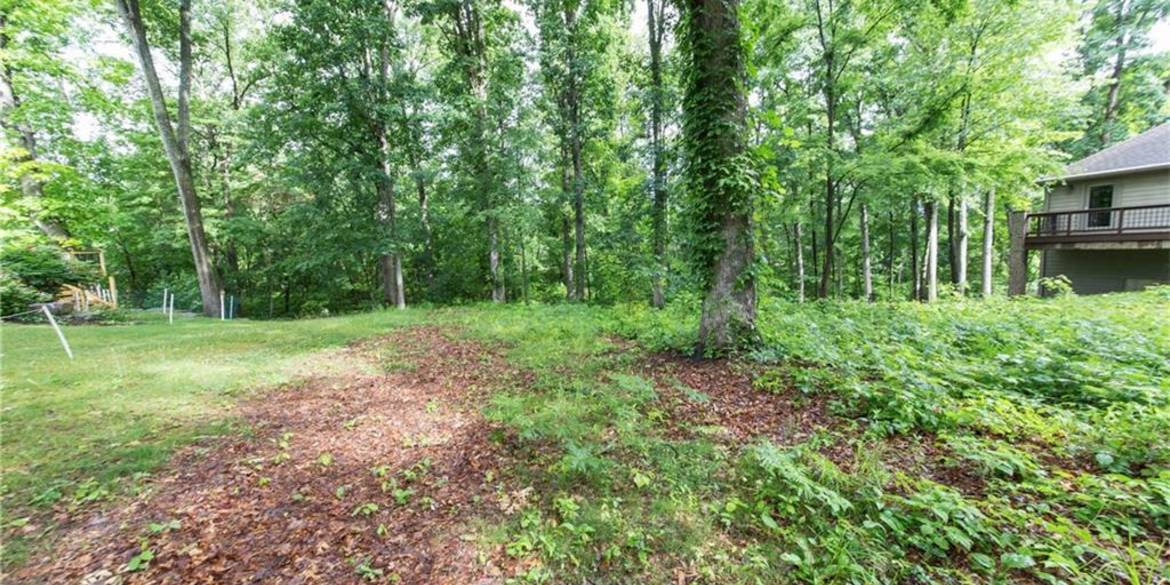 Brivity 001 Oak Lane Whitmore Lake, MI 48189