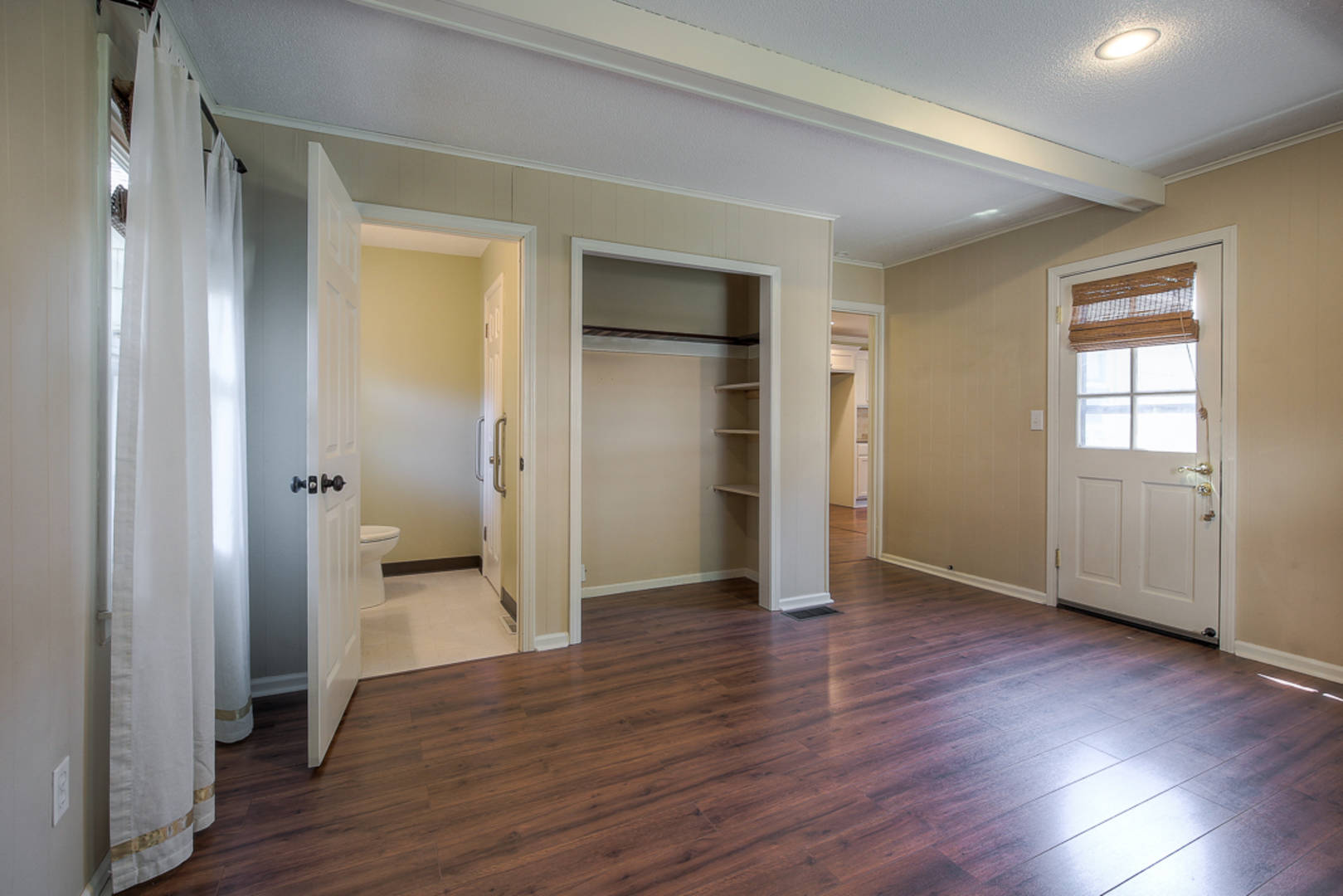 5606 Horton Street Mission, KS 66202