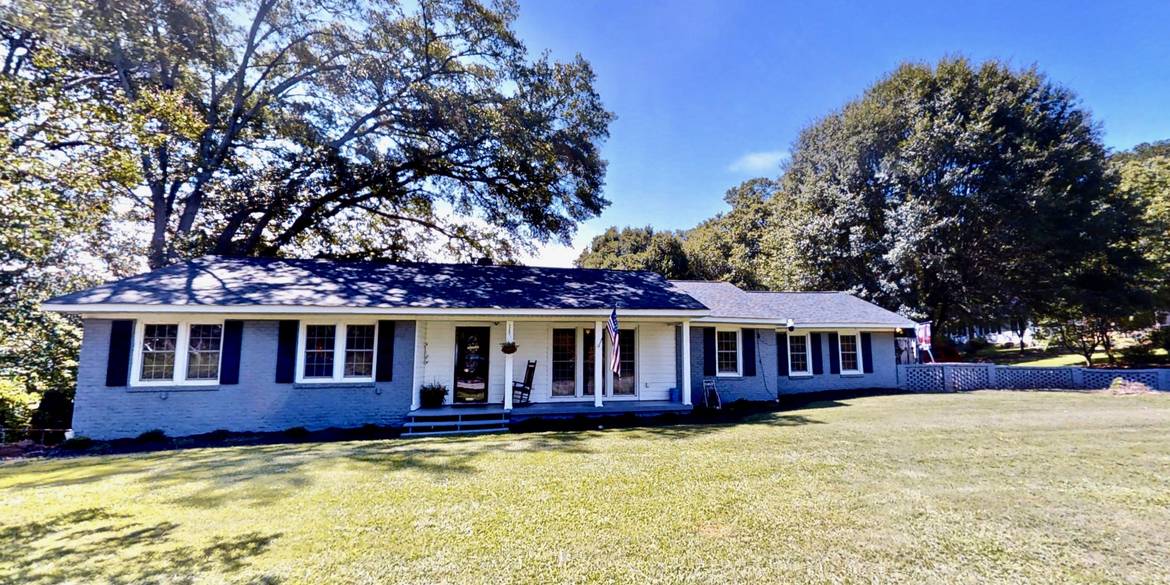 Brivity 423 Tanglewood Drive Anderson, SC 29621