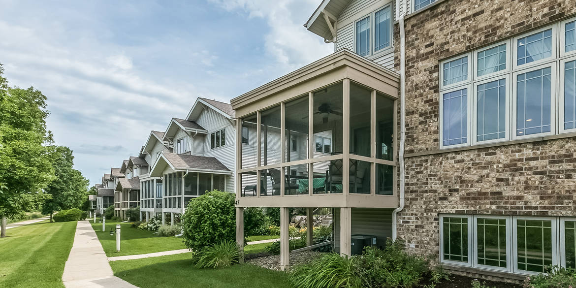 Brivity 47 Wood Brook Way Madison, WI 53711