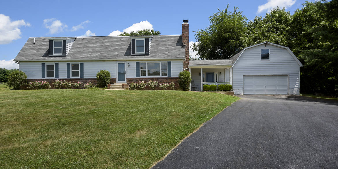 Brivity 4471 Ten Oaks Road Dayton, MD 21036