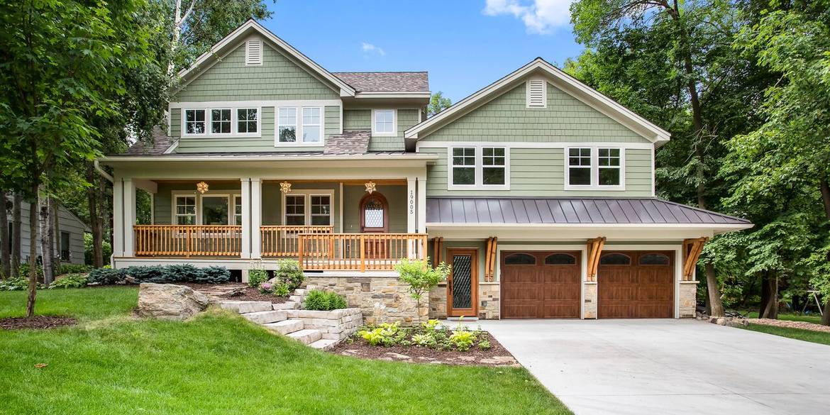 Brivity 19005 Rutledge Road Deephaven, MN 55391