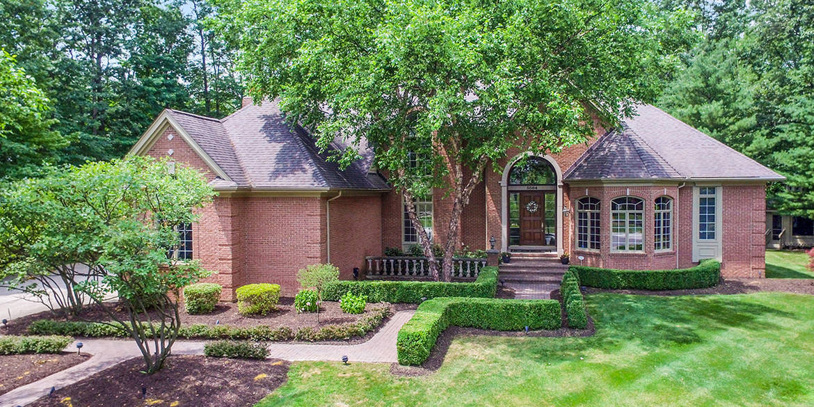 Brivity 5564 Carrollton Court Rochester, MI 48306