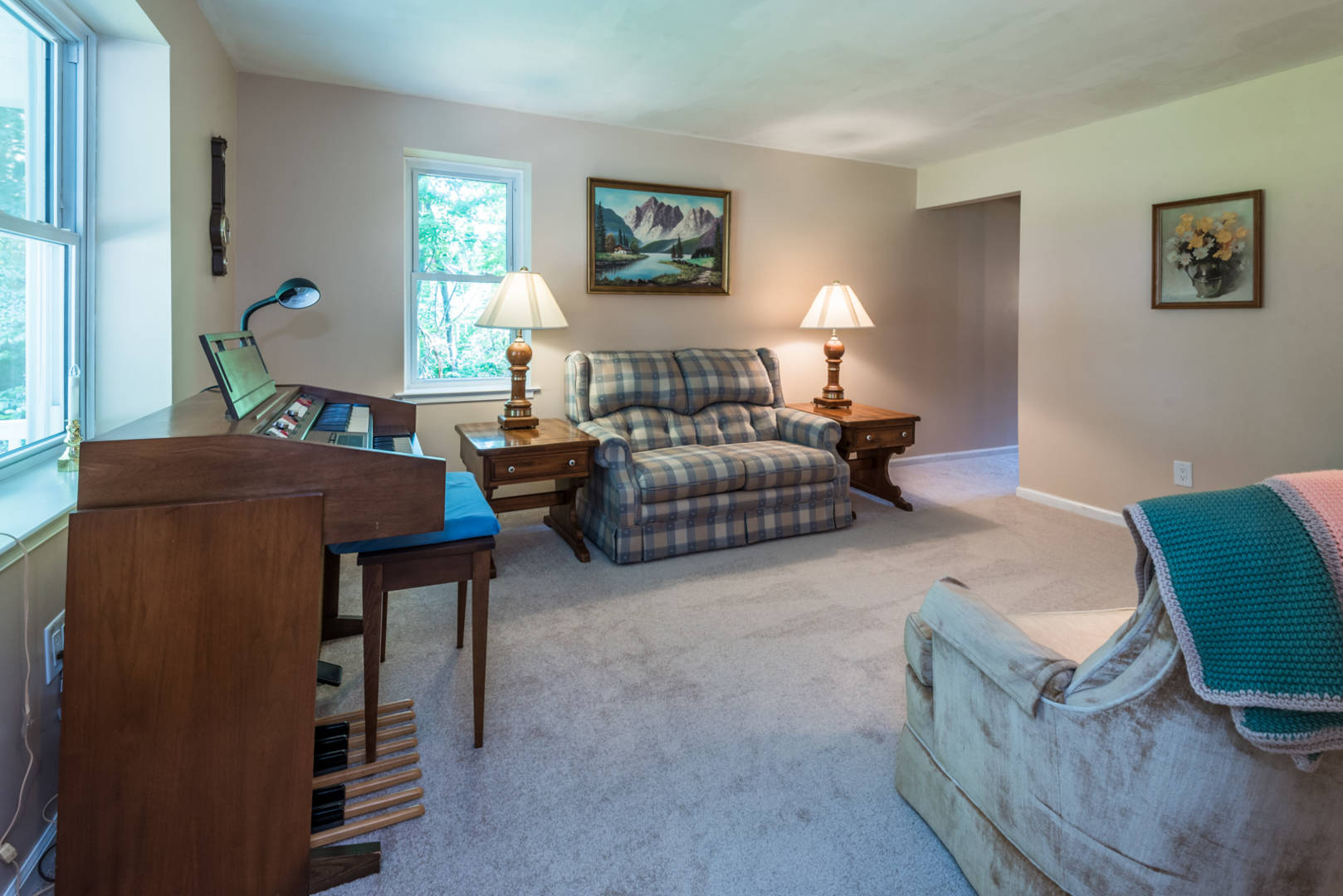 807 Herman Rd Horsham, PA 19044