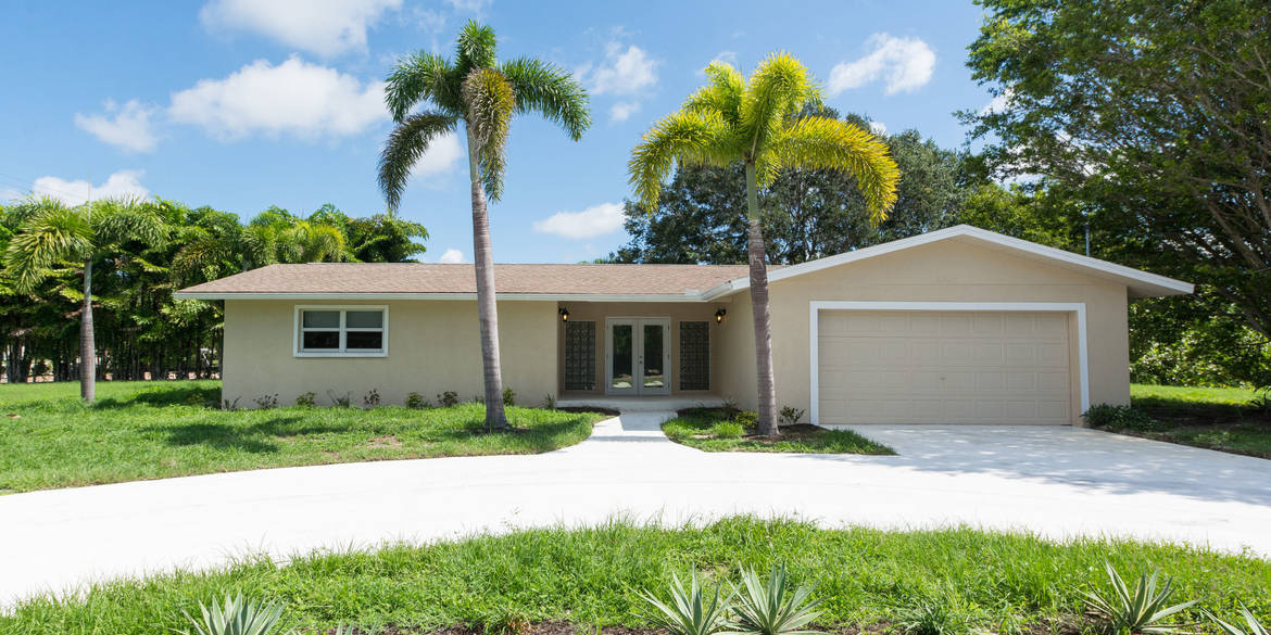 Brivity 2963 Webber Street Sarasota, FL 34239