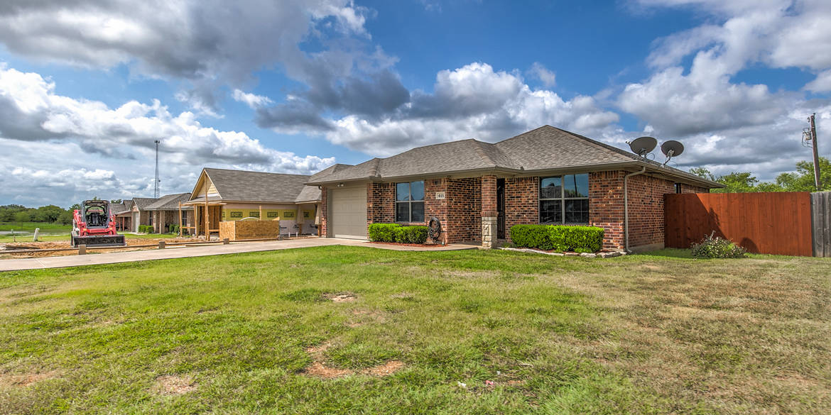 Brivity 411 Mesquite Dr. Rio Vista, TX 76093