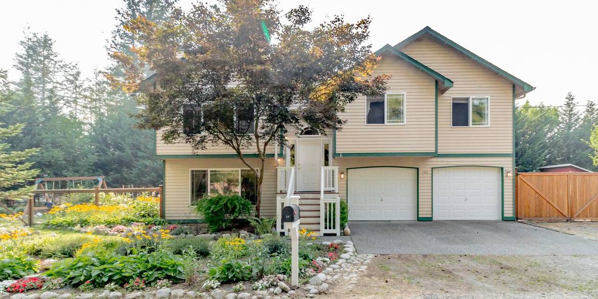 Brivity 606 May Creek Rd Gold Bar, WA 98251