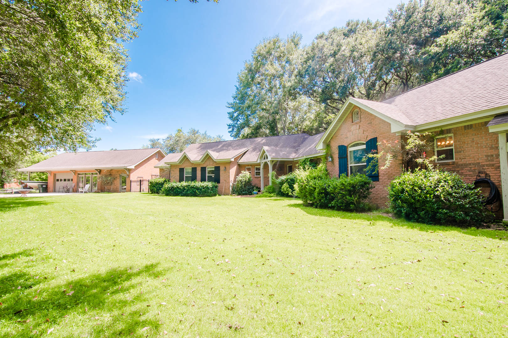 Brivity 8678 Rolling Oaks Lane Fairhope, AL 36532 Virtual Tour