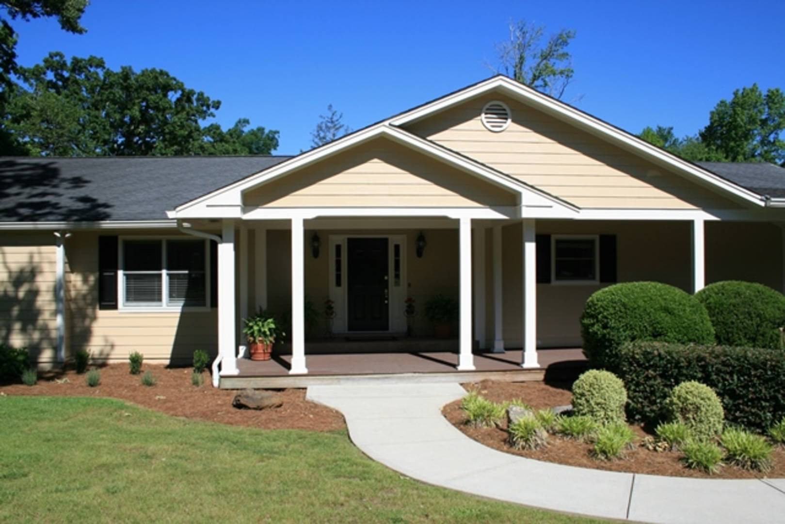 Brivity 2365 Rosebud Road Grayson, GA 30017 Virtual Tour