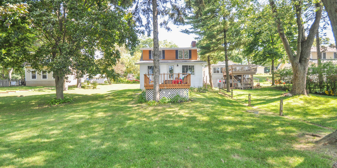 Brivity Fonda Lake Dr 5926 Brighton, MI 48116