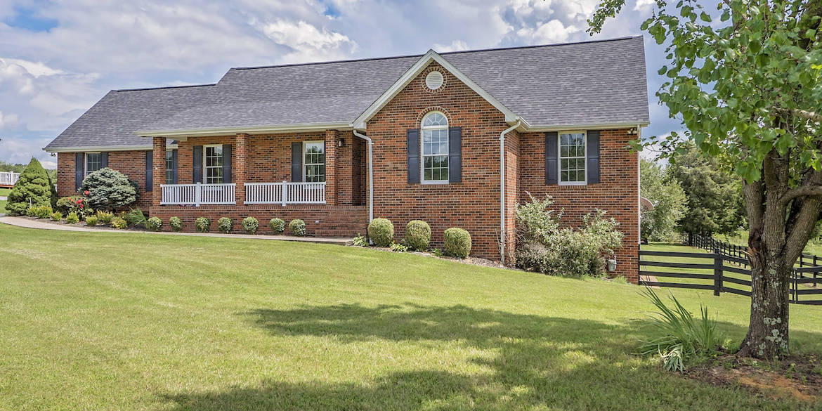 Brivity 2422 Main St Surgoinsville, TN 37873