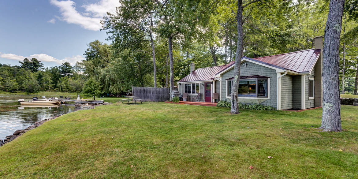 Brivity 37 Maple Dr Litchfield, ME 04350