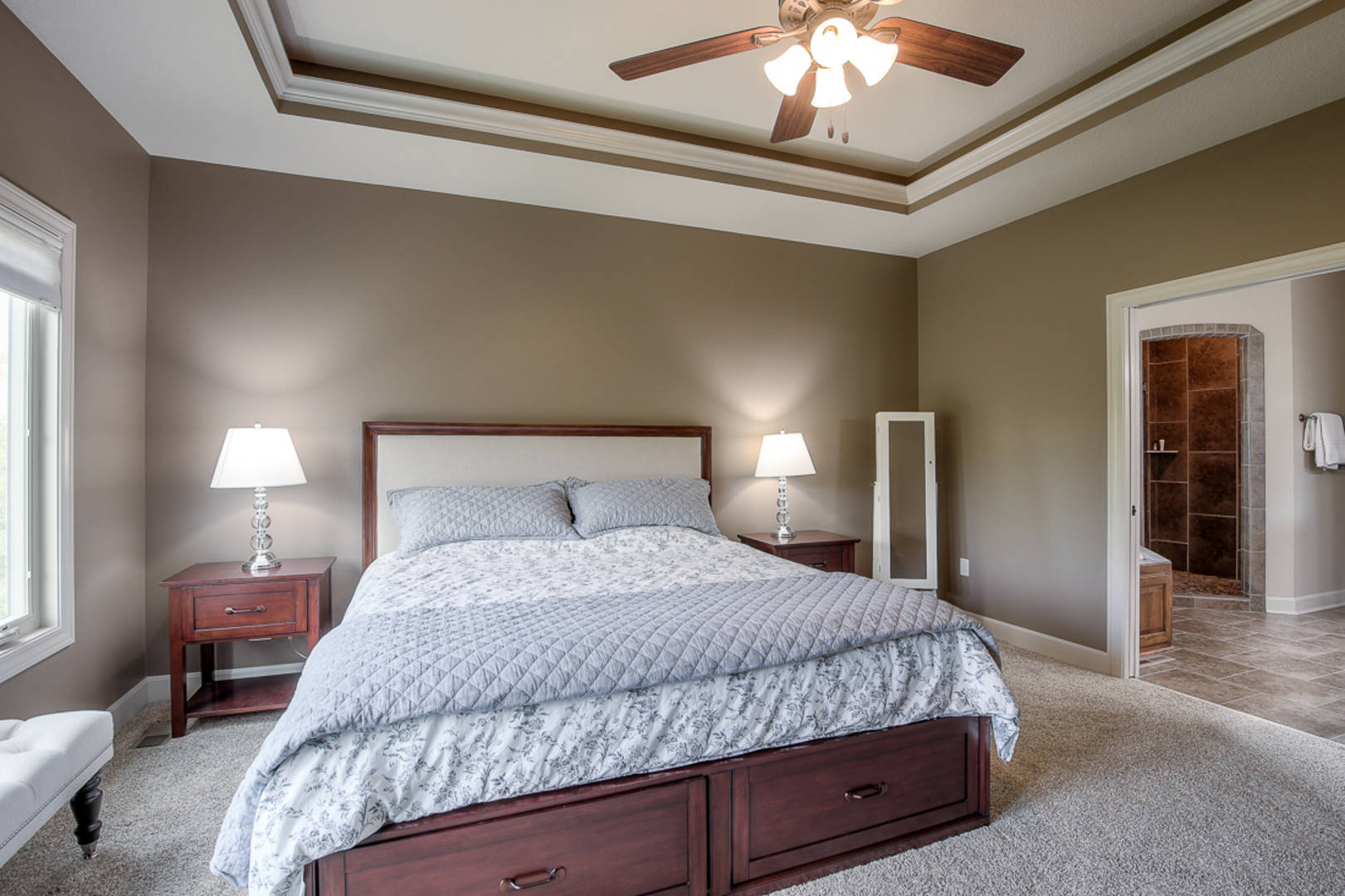 1836 NE Parks Summit Blvd Lees Summit, MO 64064