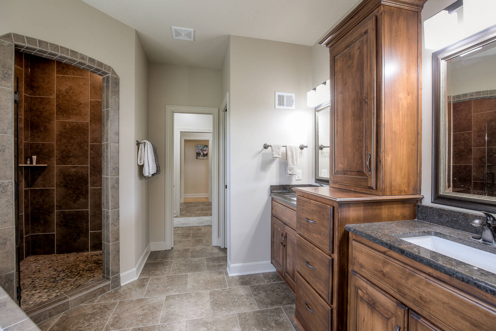1836 NE Parks Summit Blvd Lees Summit, MO 64064
