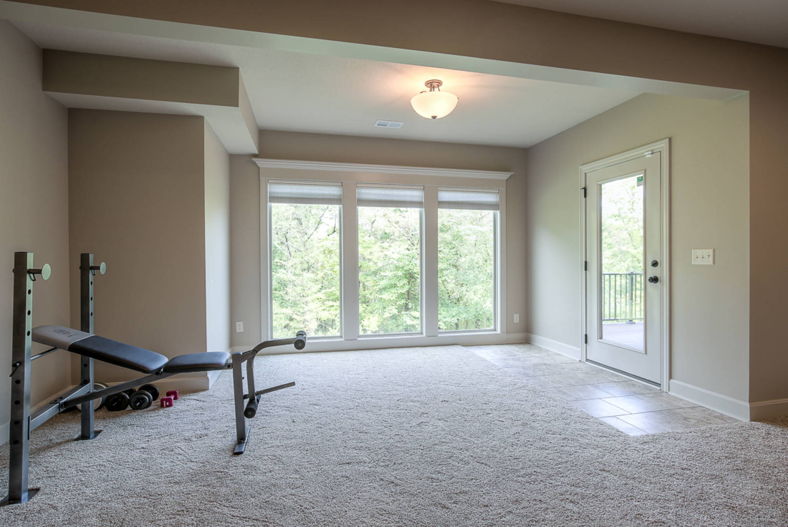 1836 NE Parks Summit Blvd Lees Summit, MO 64064