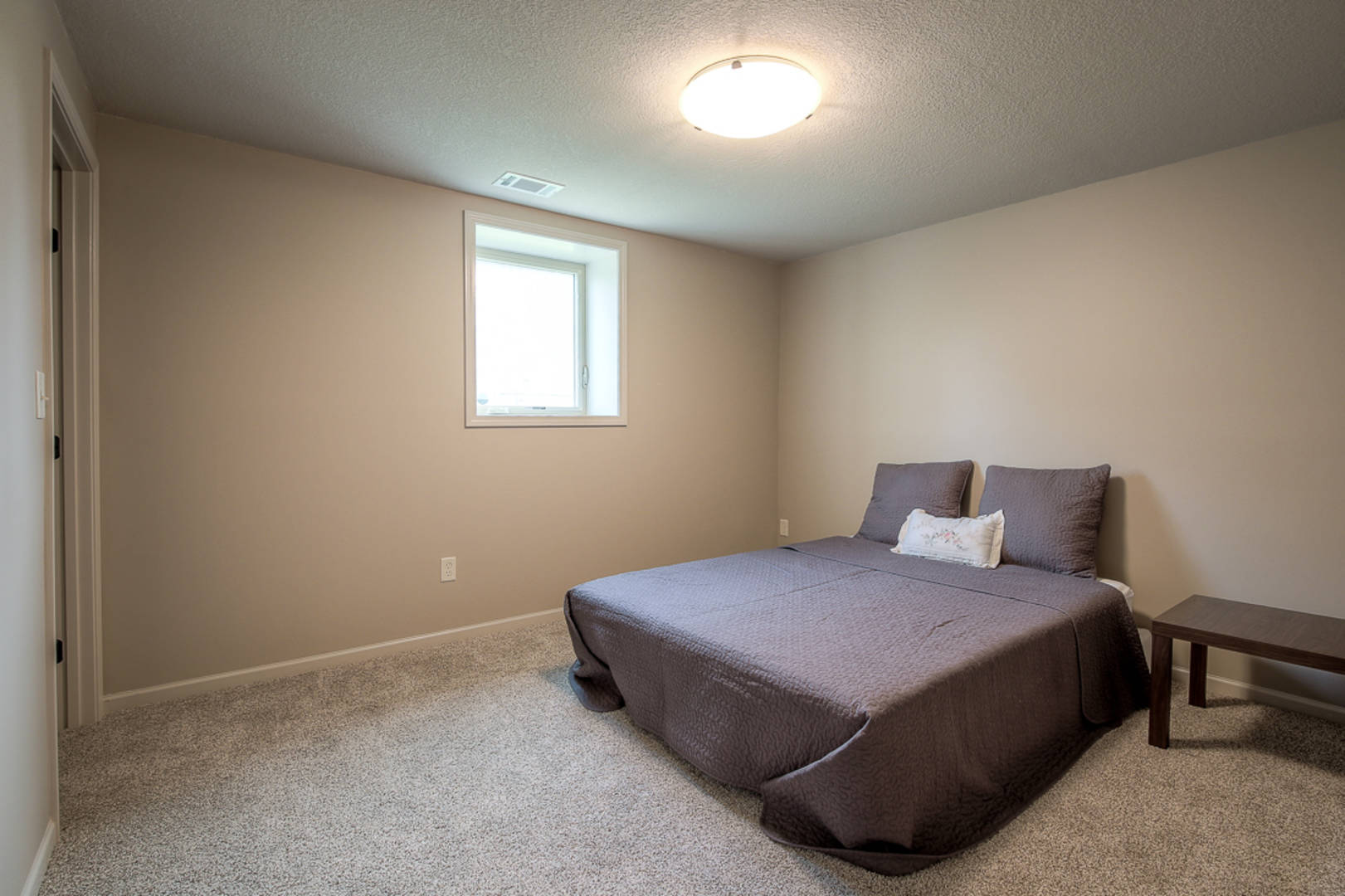 1836 NE Parks Summit Blvd Lees Summit, MO 64064