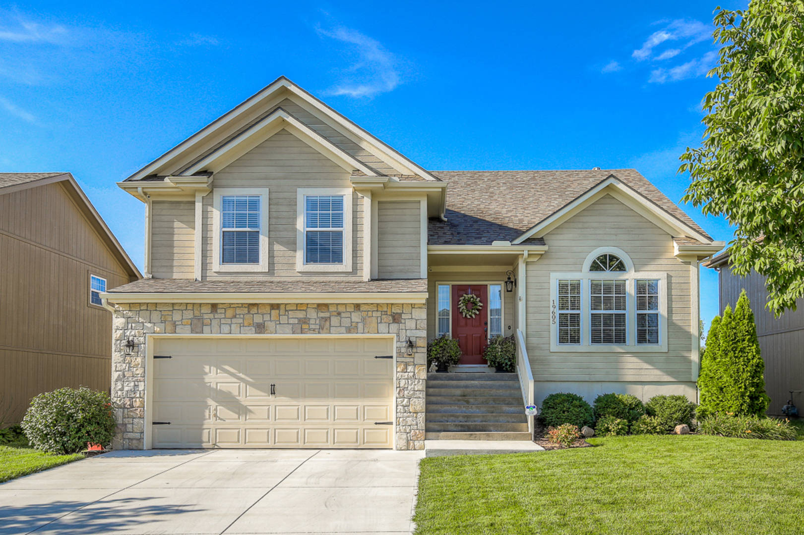 19605 East 6th Terrace North Independence, MO 64056
