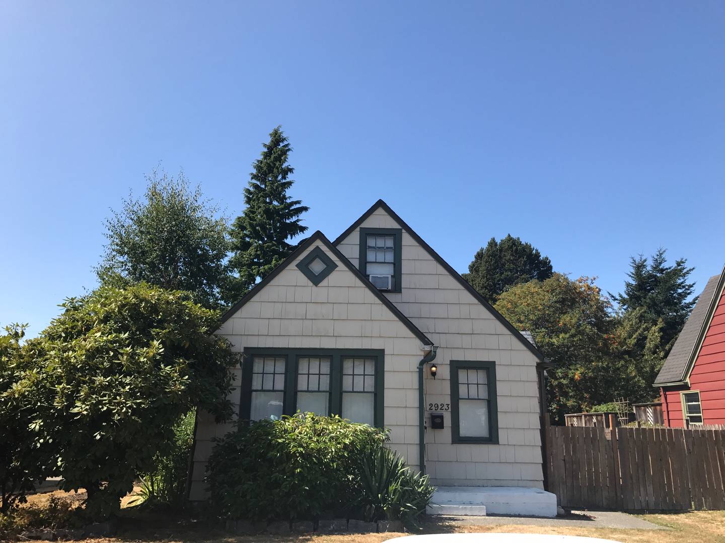 Brivity 2923 Victor Street Bellingham, WA 98225 Virtual Tour