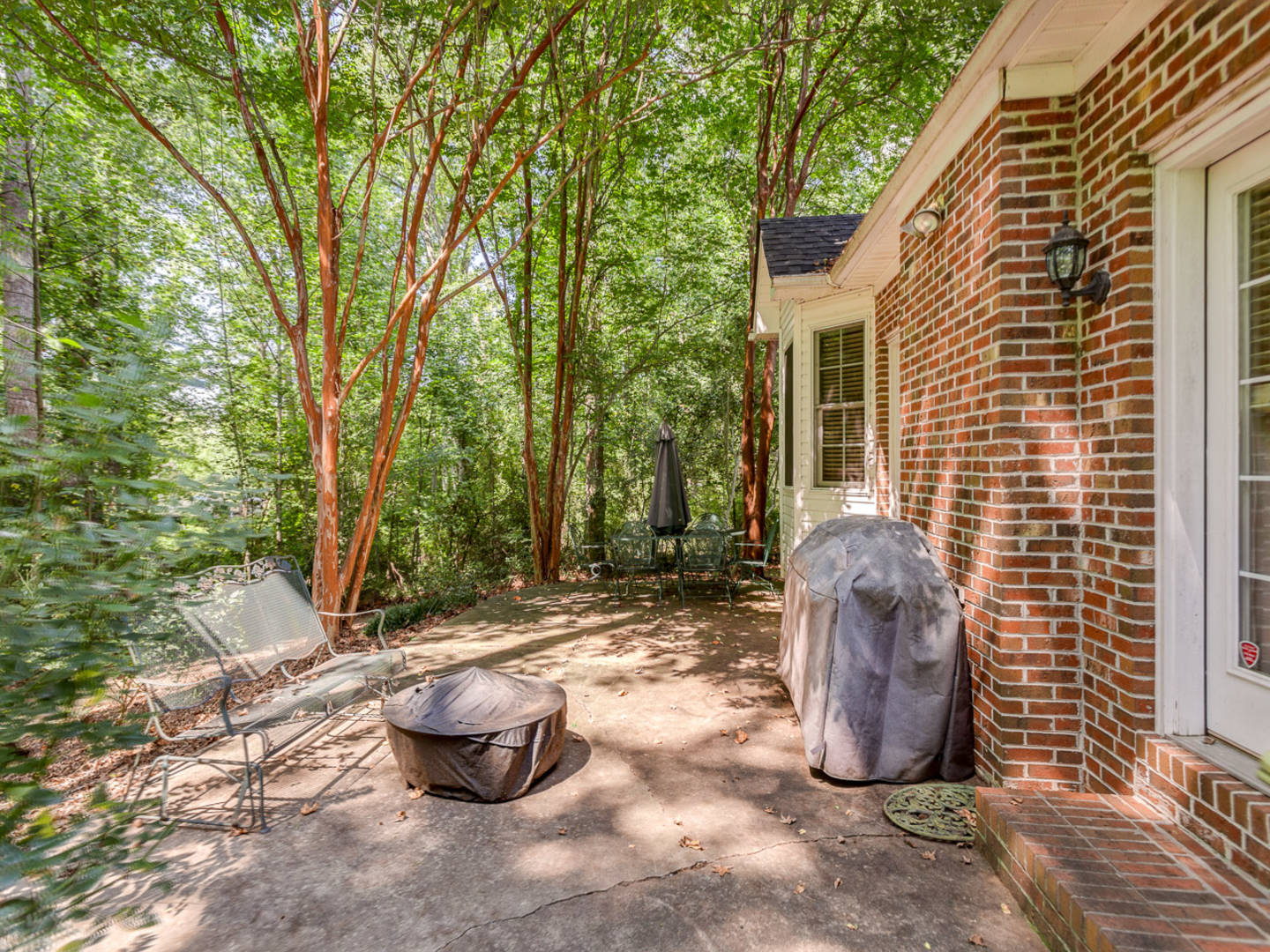 Brivity 206 Hunters Pointe Drive Spartanburg, SC 29303 Virtual Tour