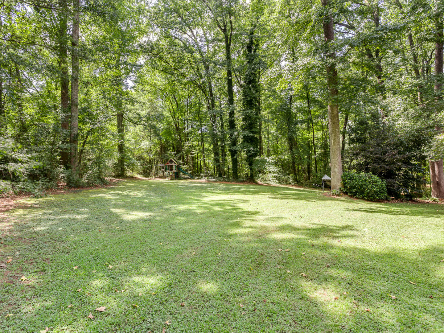 Brivity 206 Hunters Pointe Drive Spartanburg, SC 29303 Virtual Tour