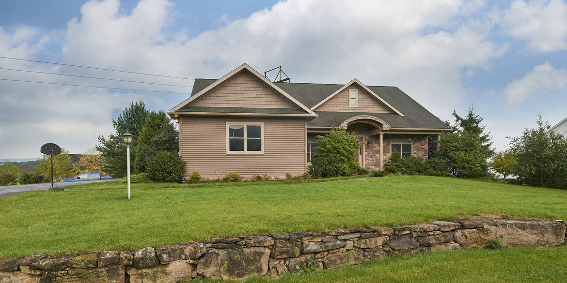 Brivity 223 Meadow Flower Circle Bellefonte, PA 16823