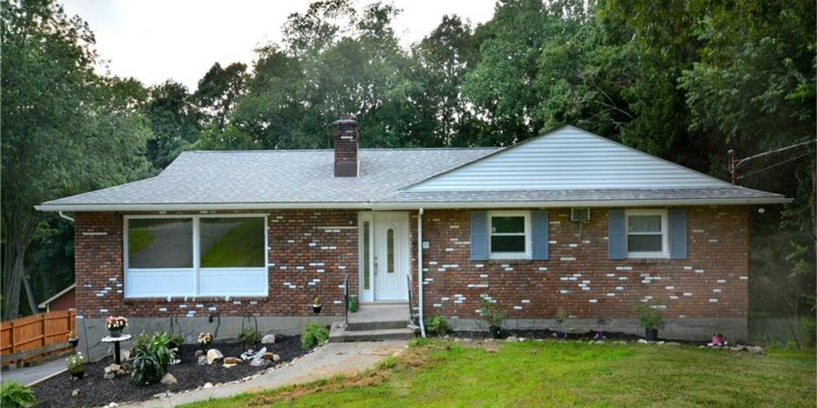 Brivity 19 Albion Oval Mahopac, NY 10541