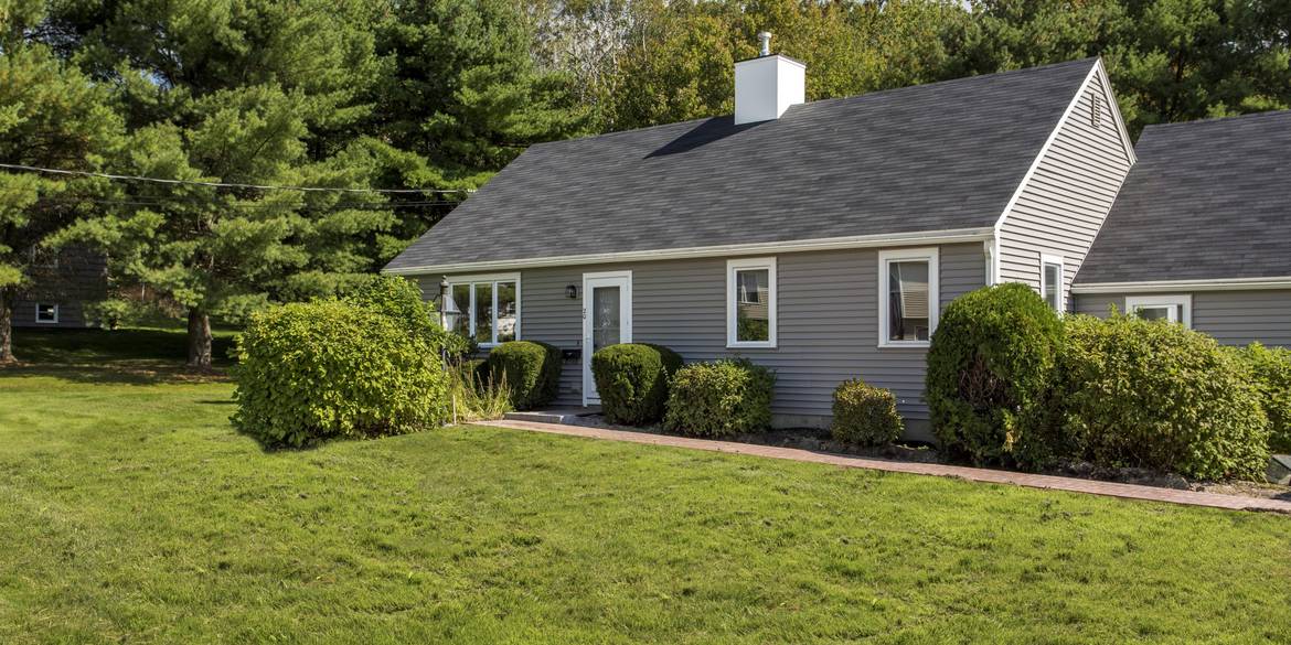 Brivity 20 Colonial Way Auburn, ME 04210