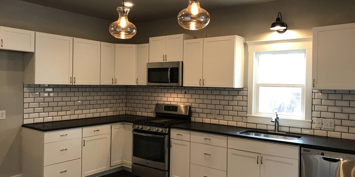 Brivity 405 E SPRINGER GUTHRIE, OK 73044