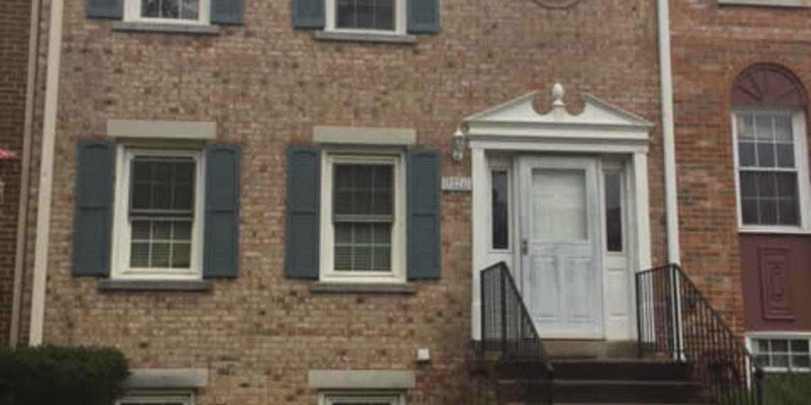 Brivity 9526 Greencastle Lane Lorton, VA 22079