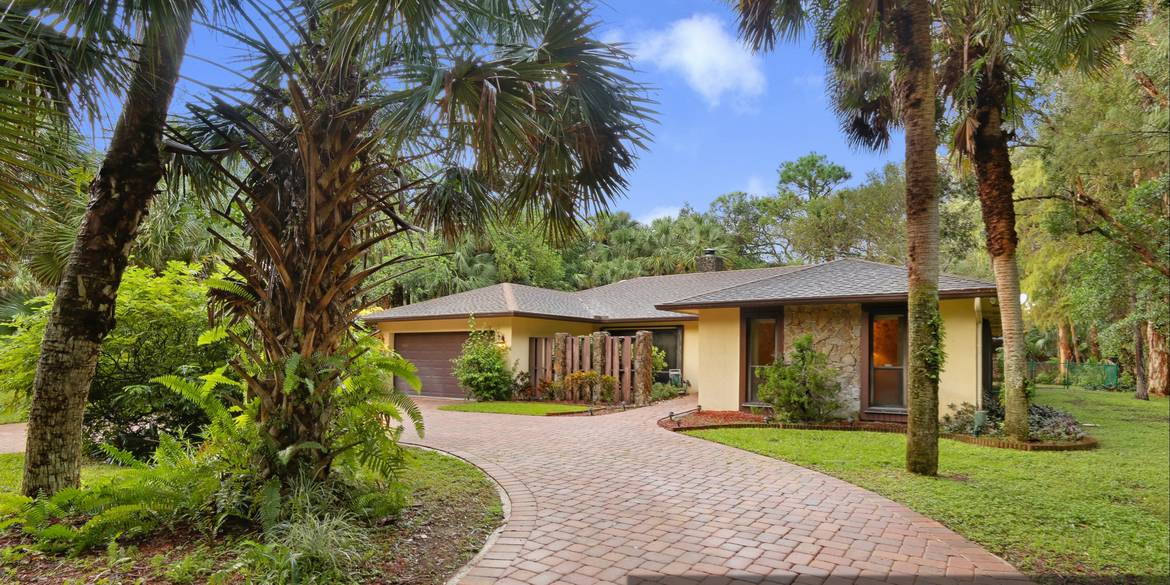 Brivity 8765 Thousand Pines Drive West Palm Beach, FL 33411