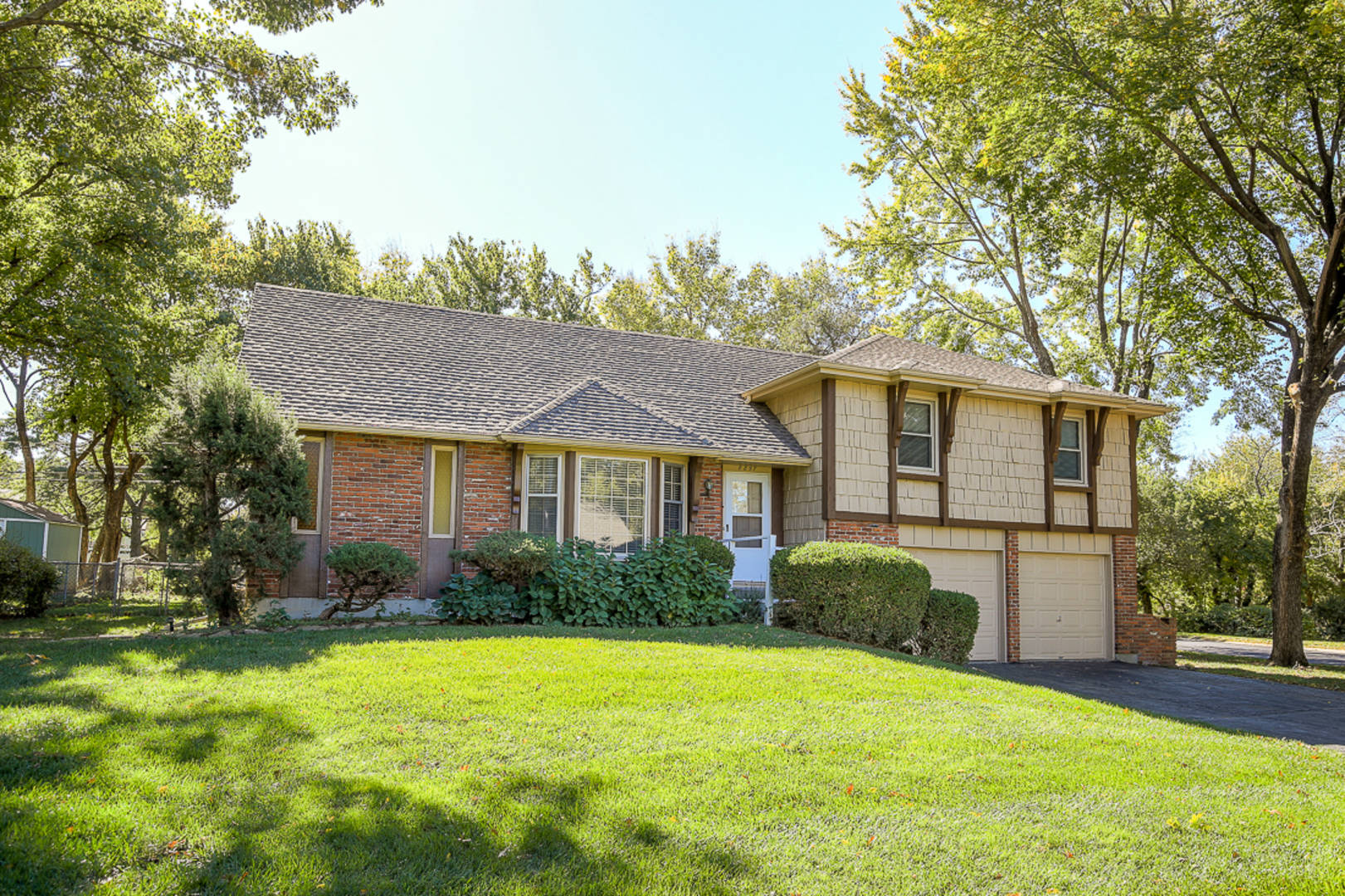 8857 Widmer Road Lenexa, KS 66215