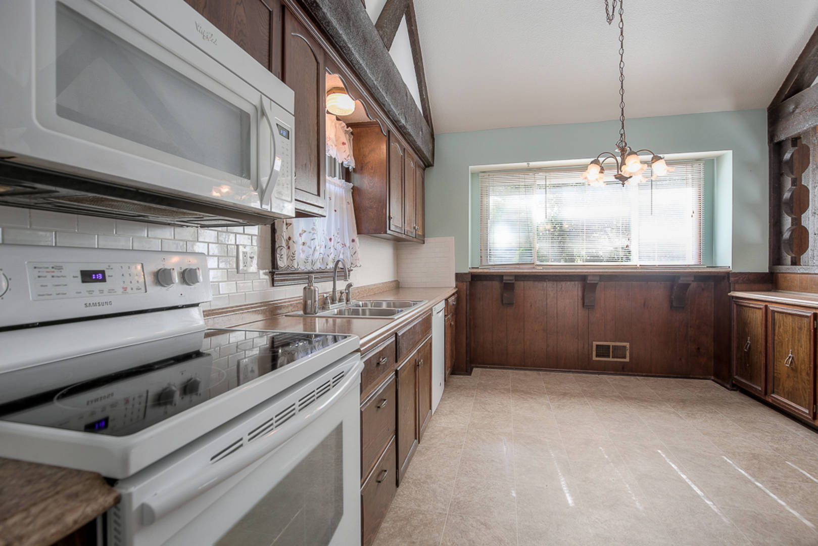8857 Widmer Road Lenexa, KS 66215