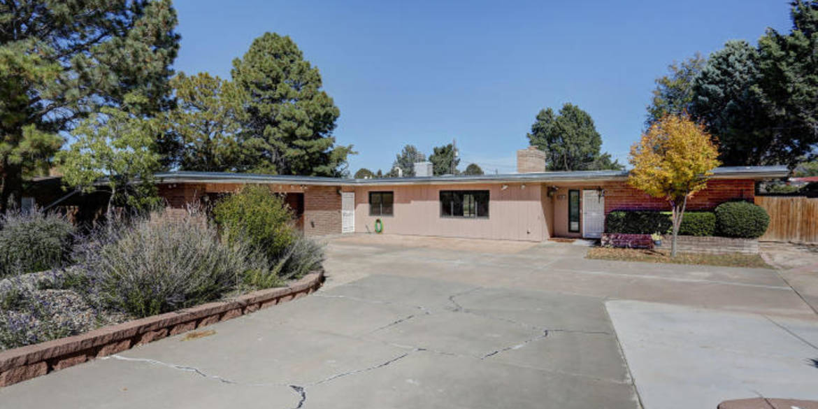 Brivity 6411 Lovelace Road Southeast Albuquerque, NM 87108