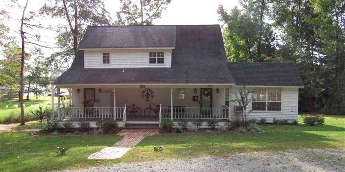 Brivity 142 Woodsway Circle Chatham, LA 71226