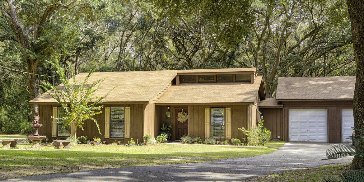 Brivity 7030 Country Oaks Court Irvington, AL 36544