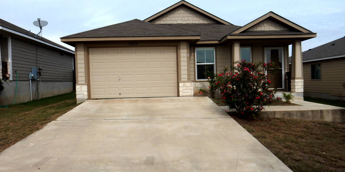 Brivity 2320 Stoneham Temple, TX 76504