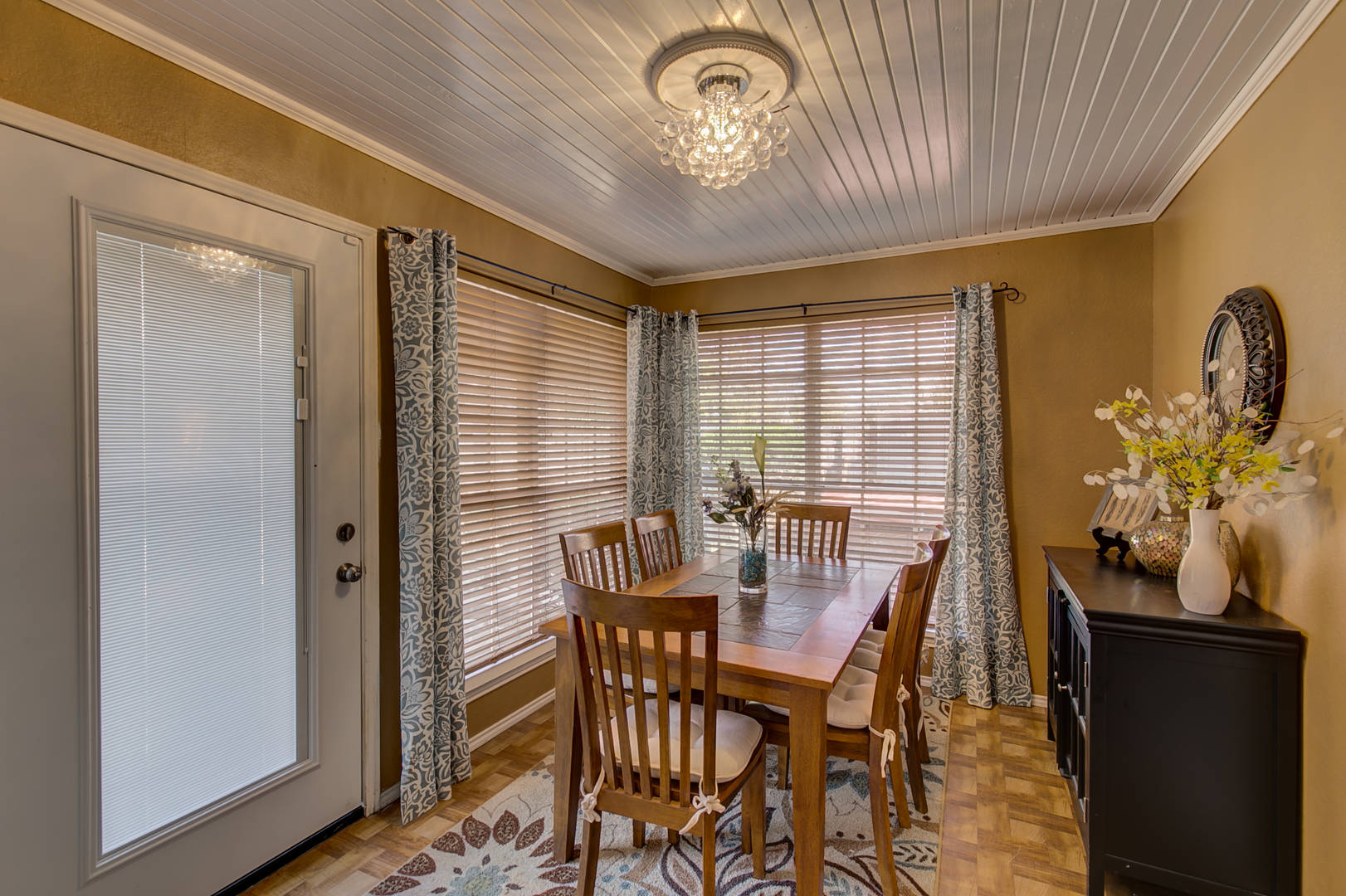540 Chimney Rock Rd Fort Worth, TX 76140