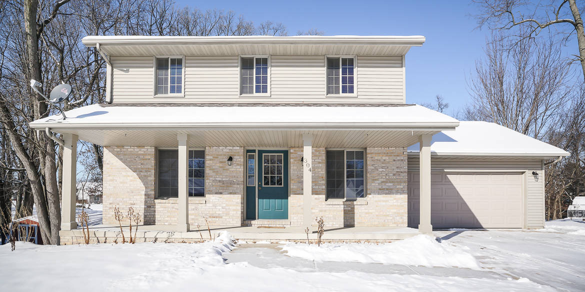 Brivity 304 N Phil Gould Hanna City, IL 61536