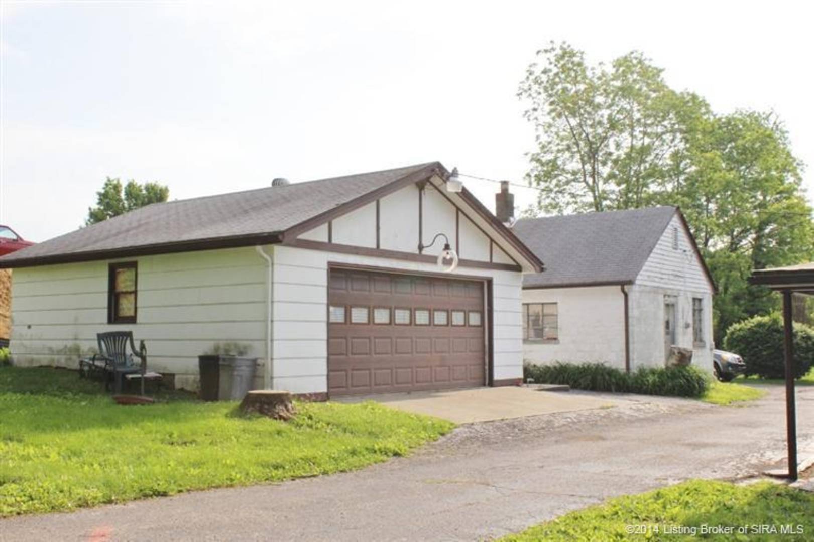 Brivity 2821 Charlestown Rd. New Albany, IN 47150 Virtual Tour