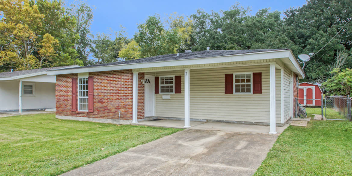 Brivity 7 HELIS DR Waggaman, LA 70094