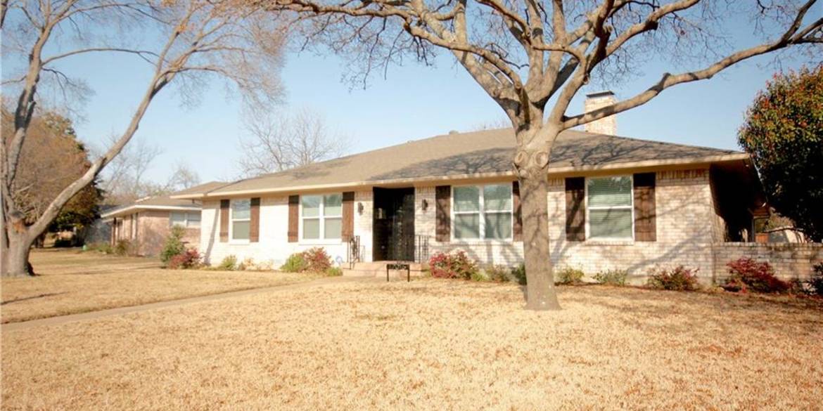 Brivity 12016 Loch Ness Dallas, TX 75218