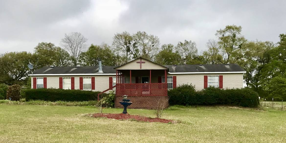 Brivity 10827 Creekside Dr E Irvington, AL 36544